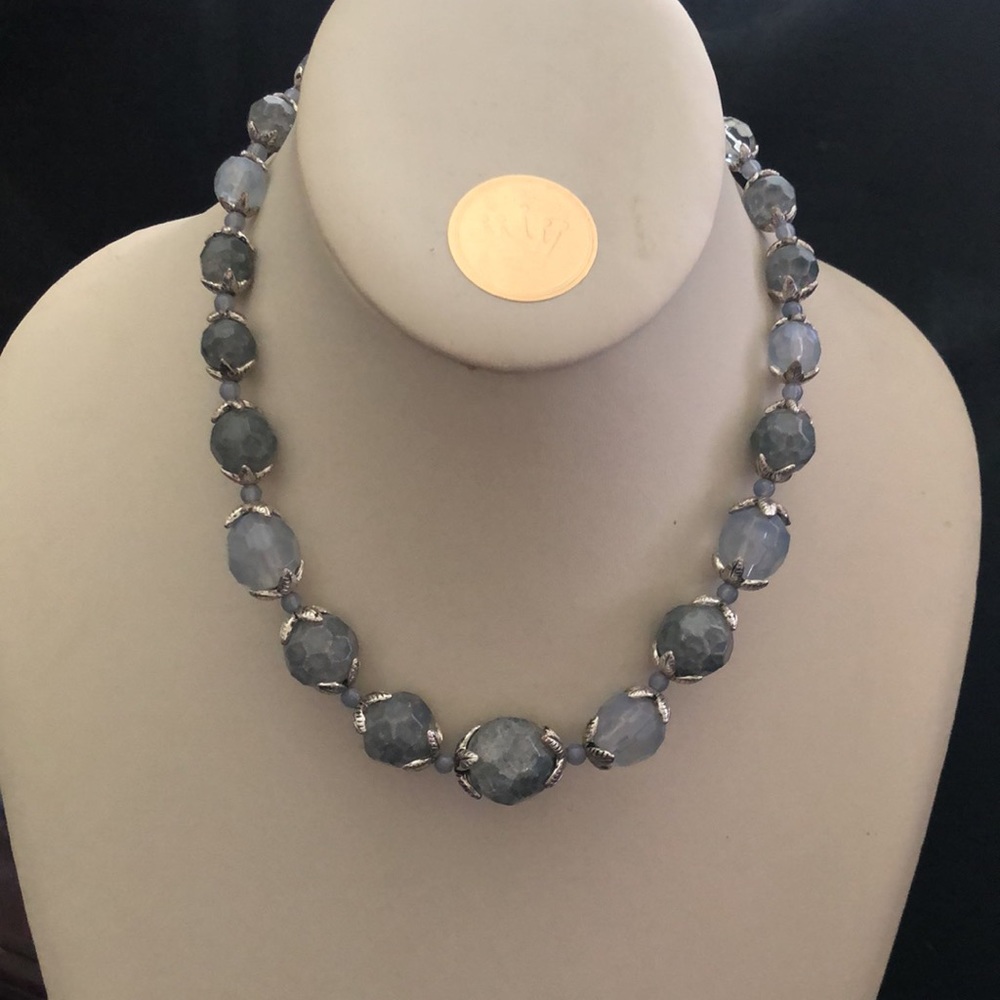 Monet Matching Necklace and Stretch bracelet.💍💍